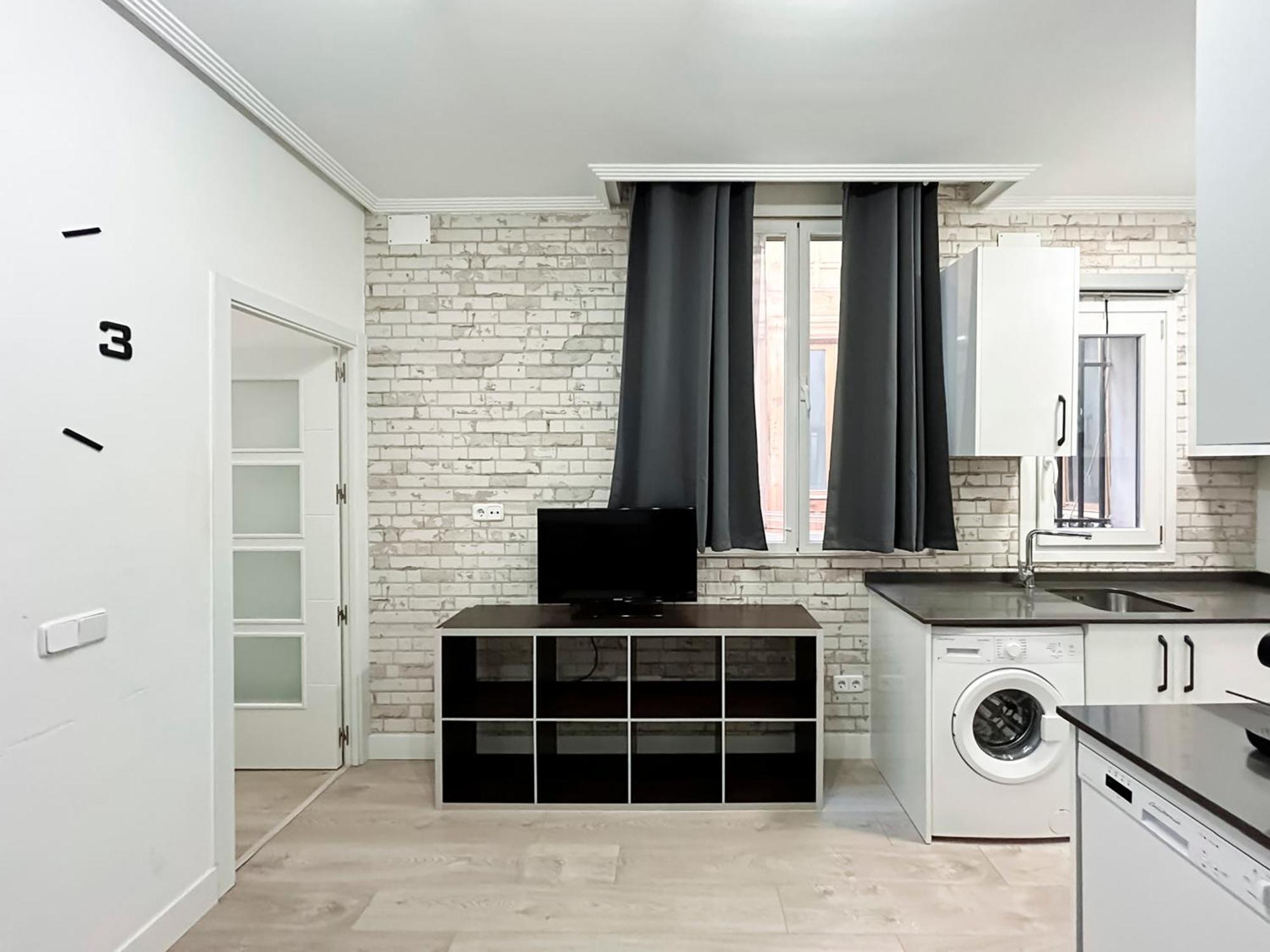 Charming Vibrant Madrid Apartment Bagian luar foto